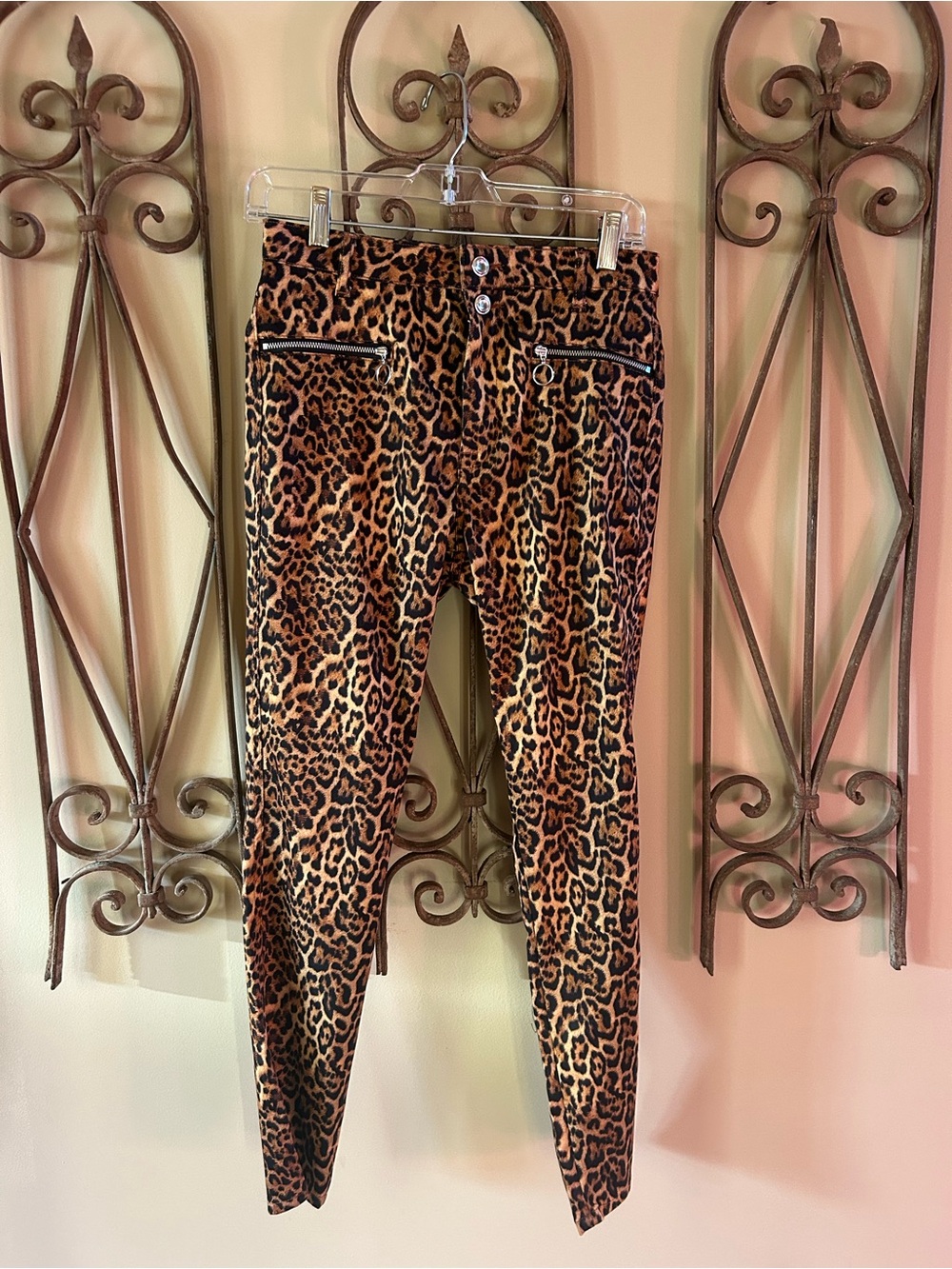 Leopard Print Women’s Skinny Pants